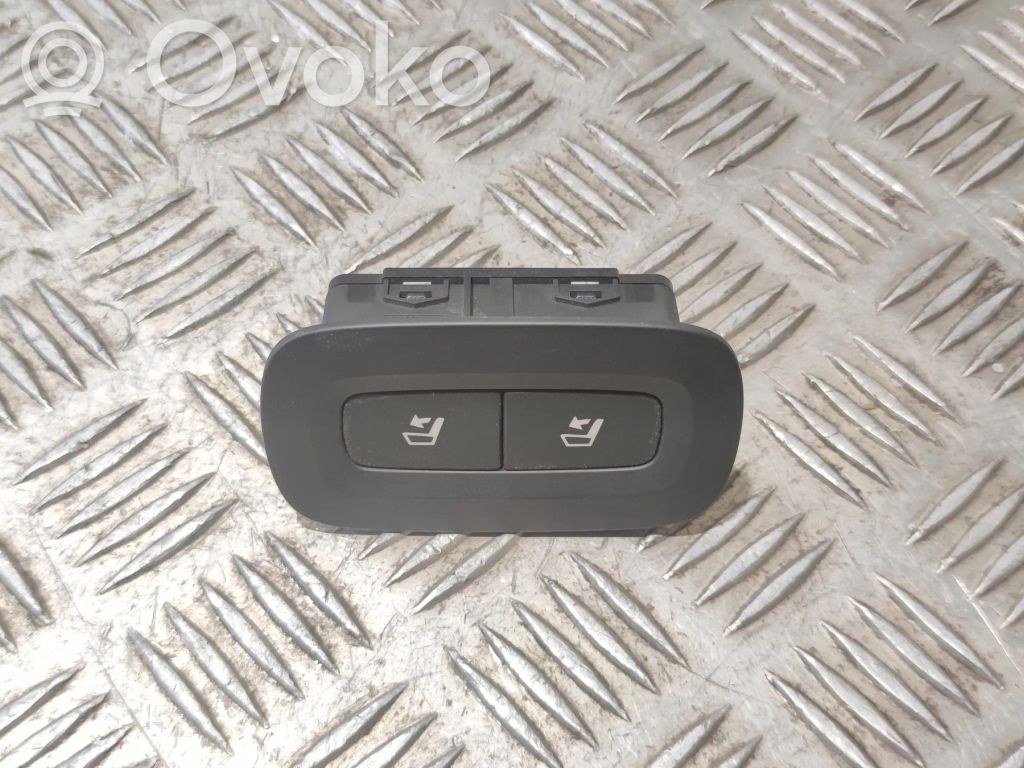 Volvo S90, V90 Seat control switch 