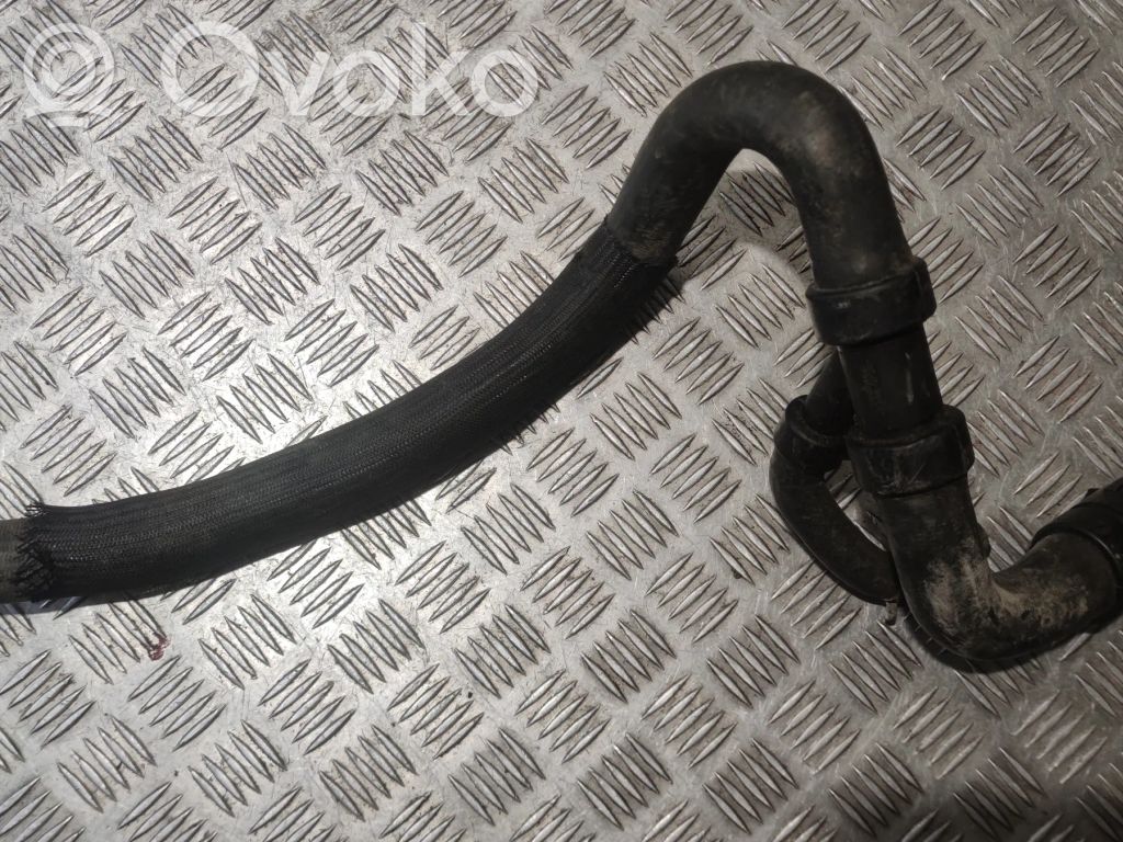 Volvo V70 Engine coolant pipe/hose 