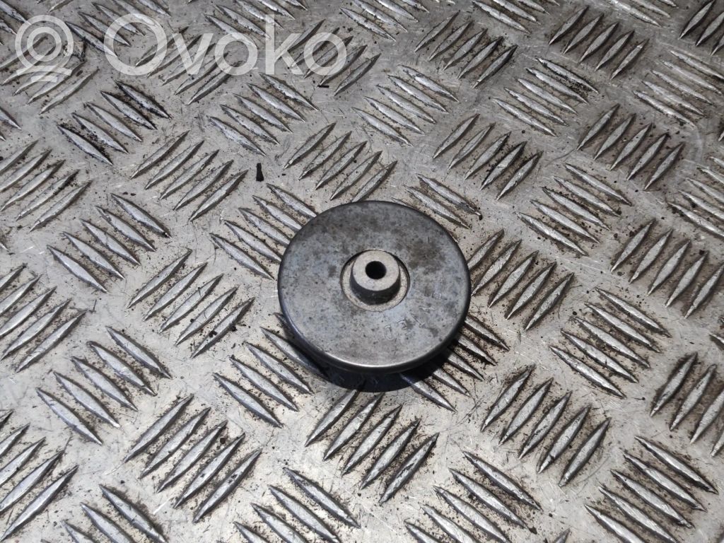 Volvo XC60 Engine mounting bracket 