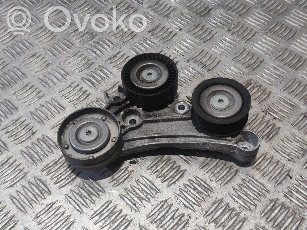 Volvo XC60 Diržo įtempėjas 