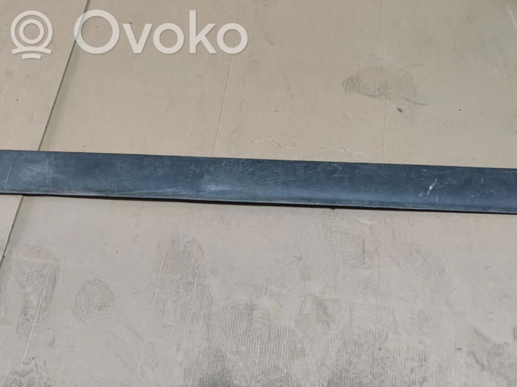 Dodge Challenger Sill 