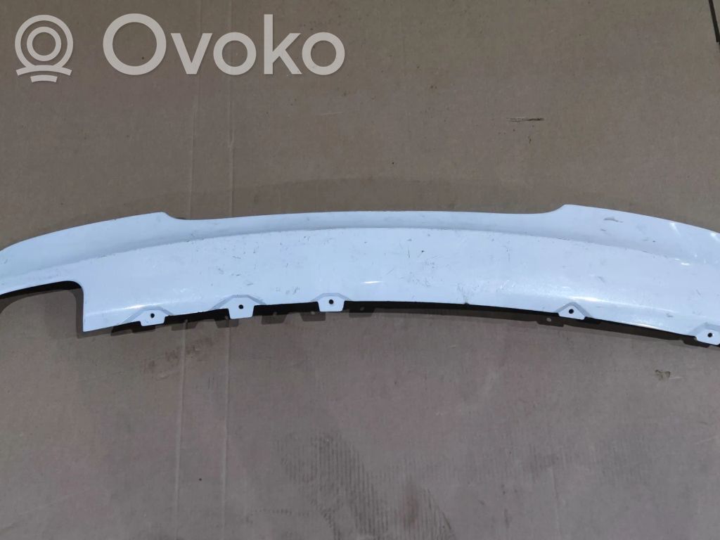 BMW 3 F30 F35 F31 Apakšējā bampera daļa 