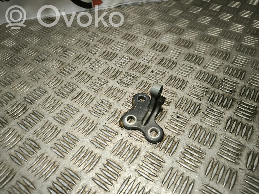 Volvo V60 Front door upper hinge 