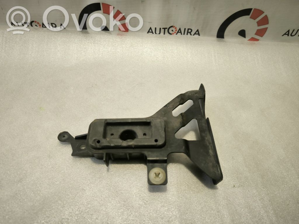 Porsche Cayenne (92A) Jacking socket point 