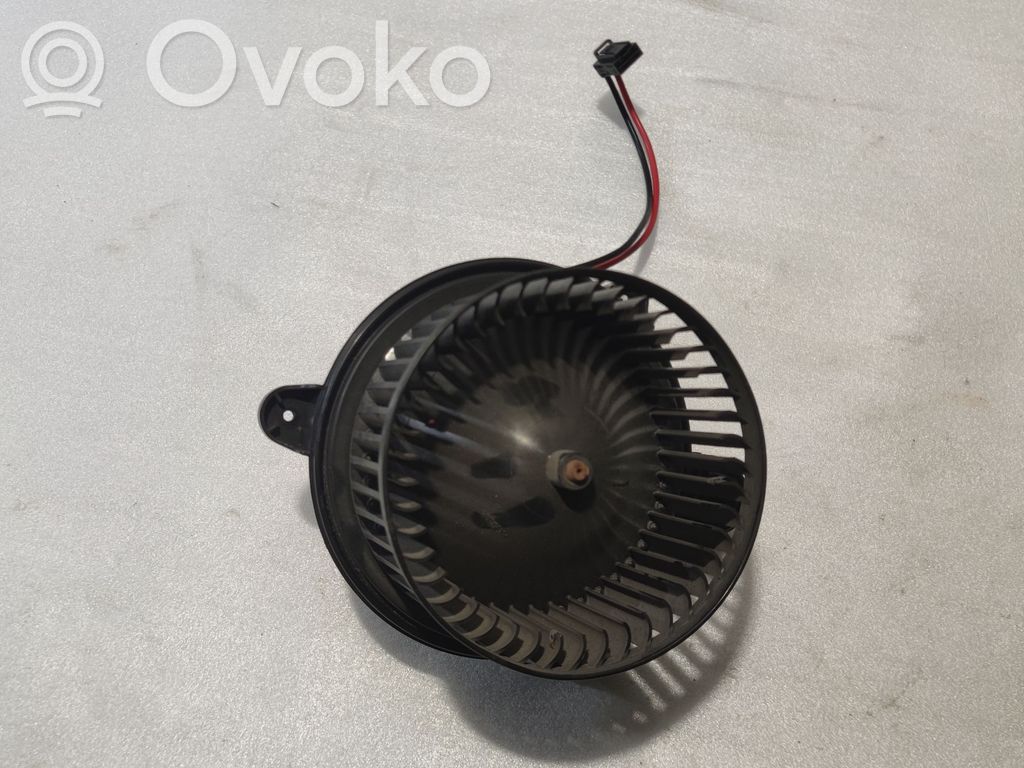 Mercedes-Benz EQB Ventola riscaldamento/ventilatore abitacolo 
