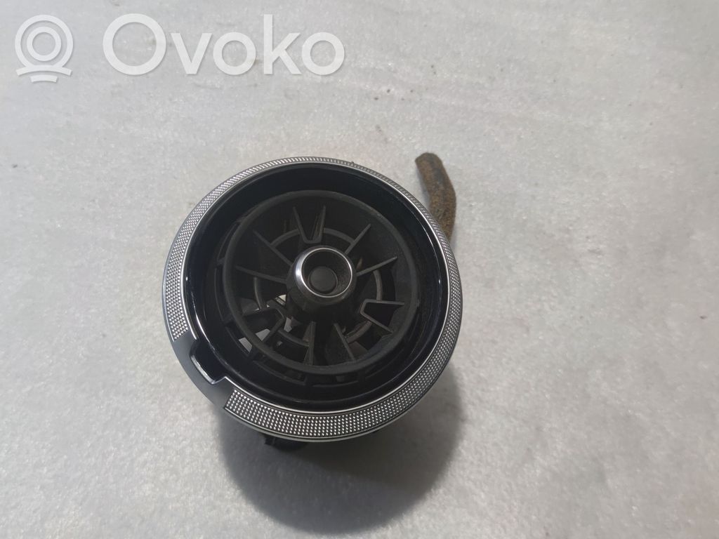 Audi A3 S3 8V Centrinės oro grotelės 