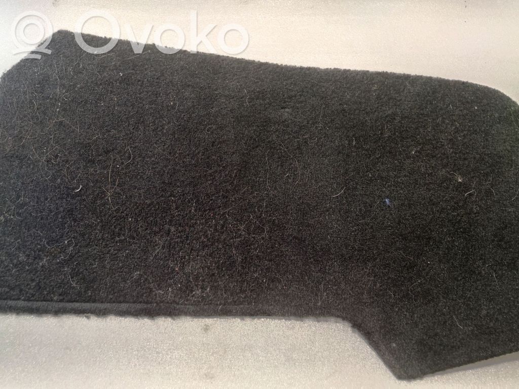 Volvo XC60 Kita salono detalė 