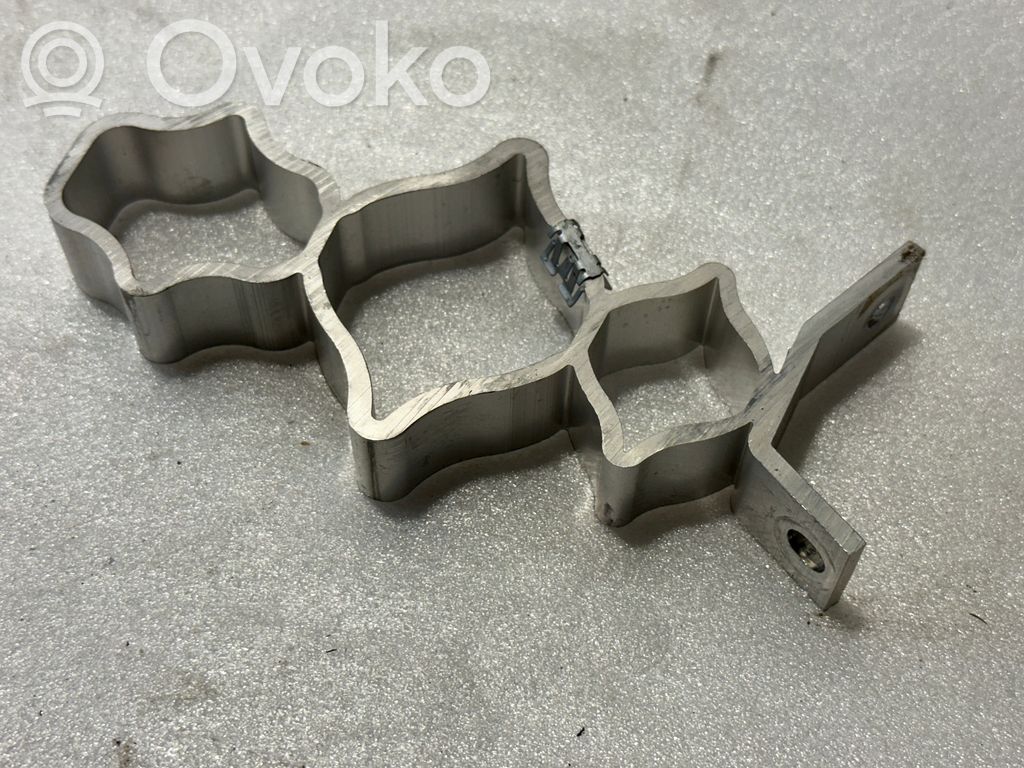 Porsche Cayenne (92A) Base (soporte) 