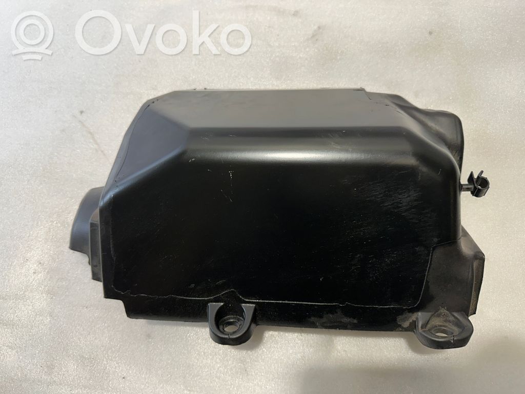 Volvo XC60 Osłona górna silnika 