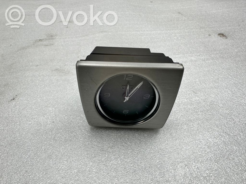 Audi A8 S8 D4 4H Kello 