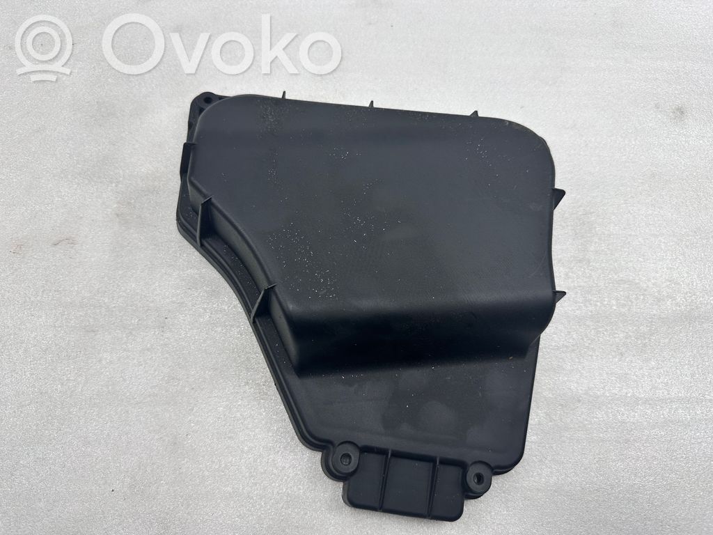 Audi A8 S8 D4 4H Pokrywa skrzynki bezpieczników 