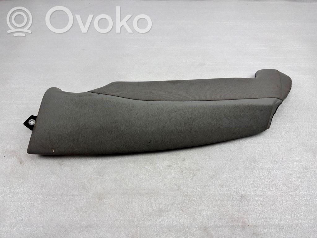 Audi A5 Moldura superior lateral del asiento trasero 