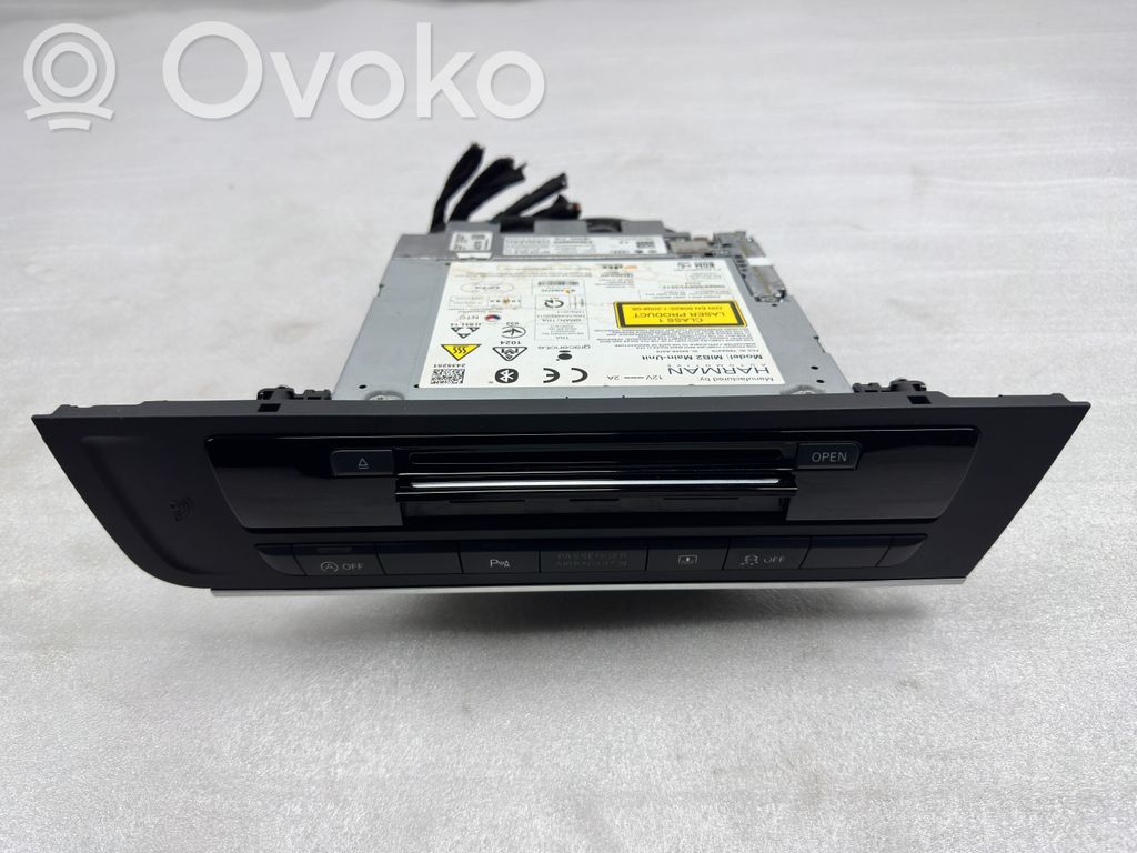 Panel / Radioodtwarzacz CD/DVD/GPS   4G1035025