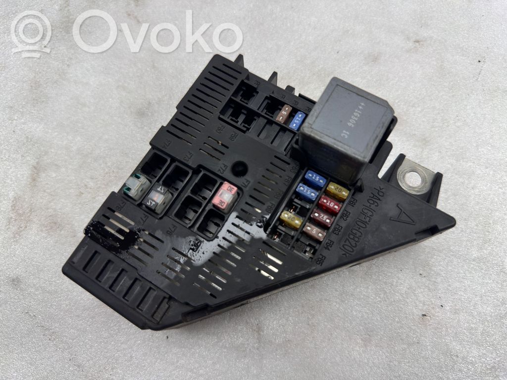 Volvo XC90 Fuse module 