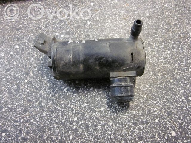 Windscreen/windshield washer pump   9169611