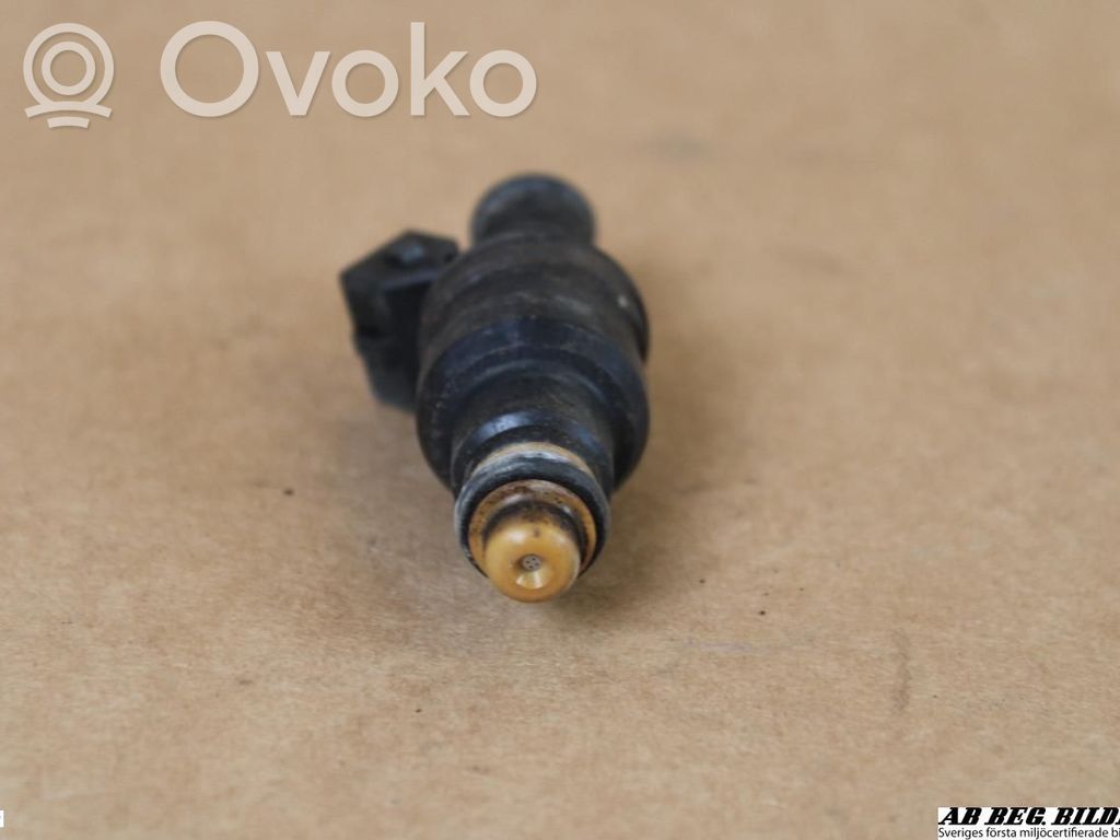 Audi 100 S4 C4 Inyector de combustible 
