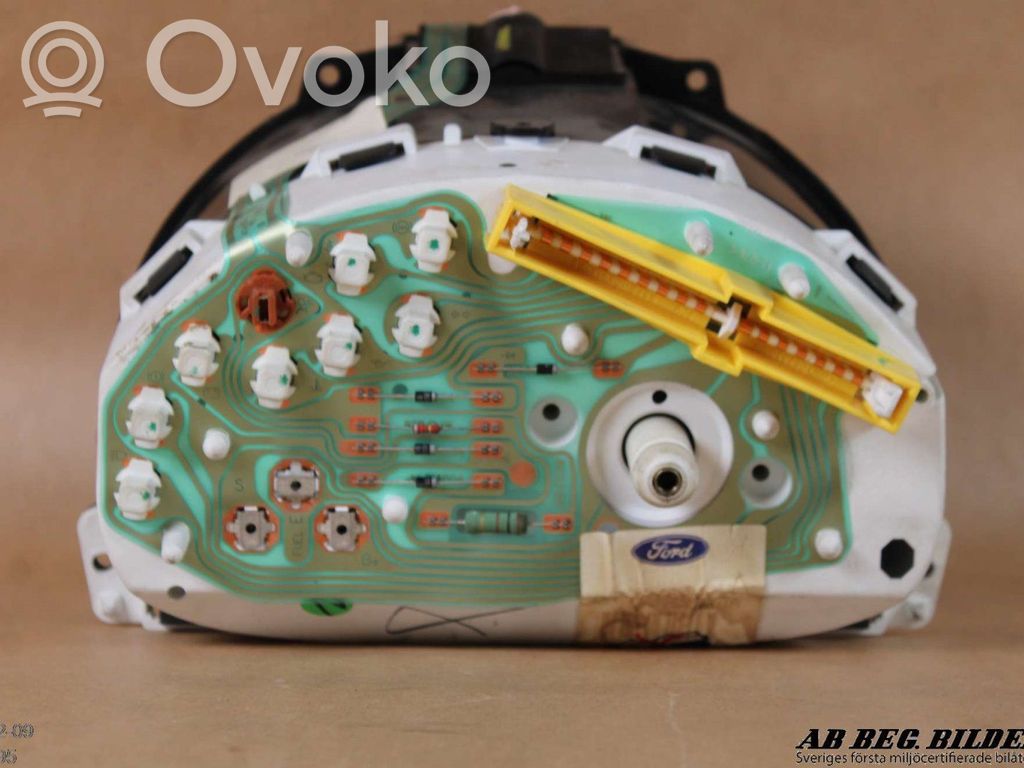 Speedometer (instrument cluster)   97KP10841A