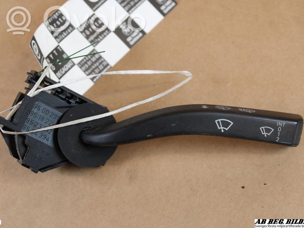 Wiper control stalk   9518226