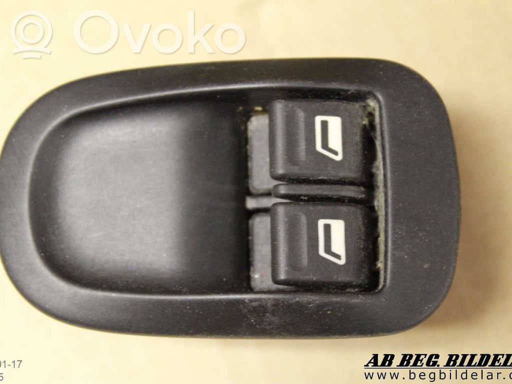 Peugeot 206 Elektrinių langų jungtukas 