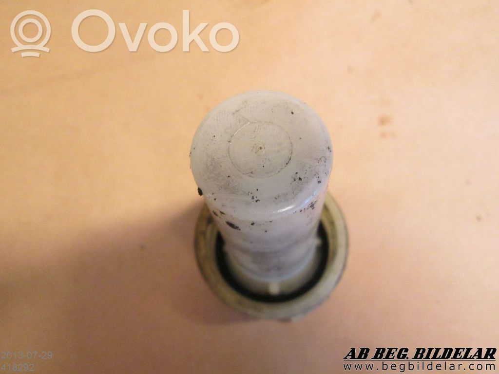 Opel Vectra A Korek wlewu płynu hamulcowego z czujnikiem poziomu 