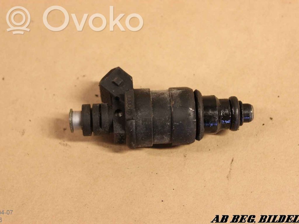 Audi A6 S6 C4 4A Inyector de combustible 