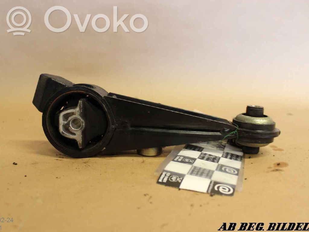 Citroen C5 Engine mounting bracket 