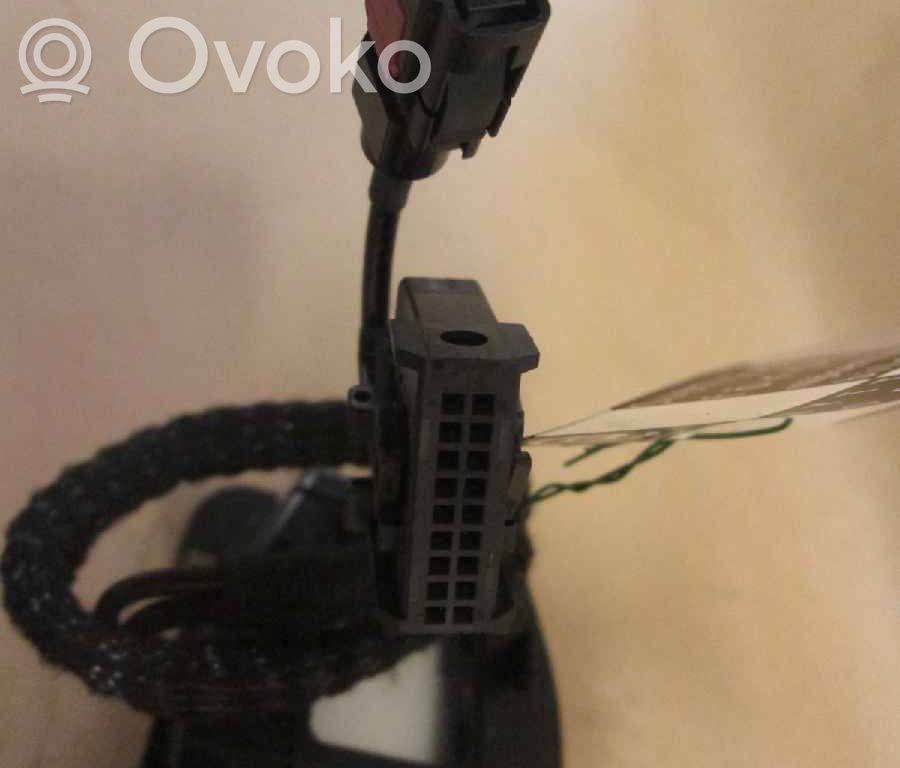 Autotelefon   51167118054