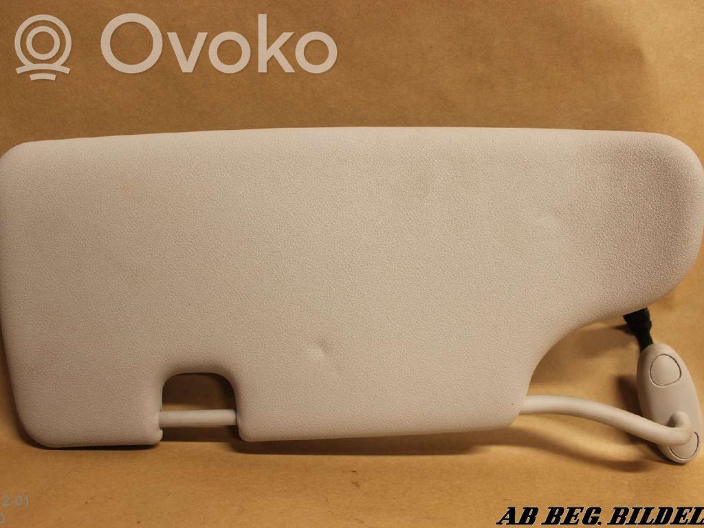 Sun visor