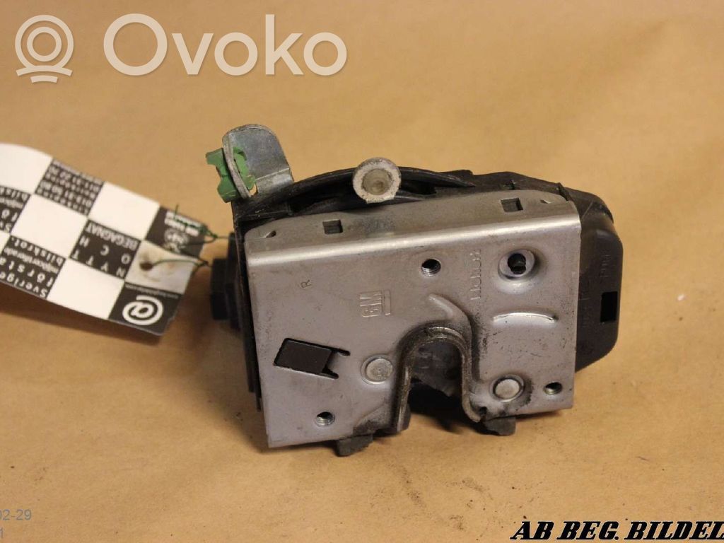 Front door lock   24434883