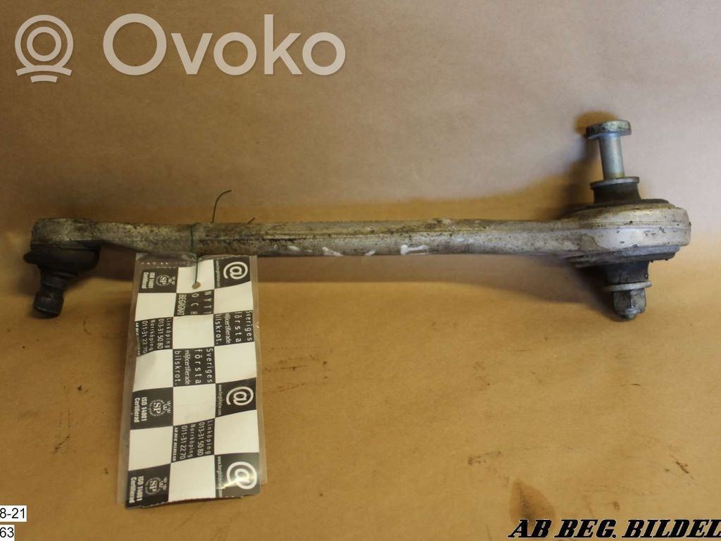 Audi A8 S8 D2 4D U veida svira 