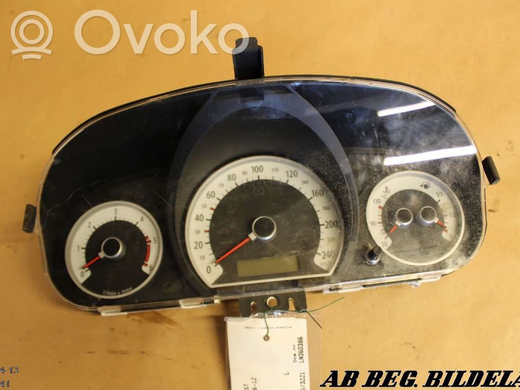 KIA Ceed Speedometer (instrument cluster) 