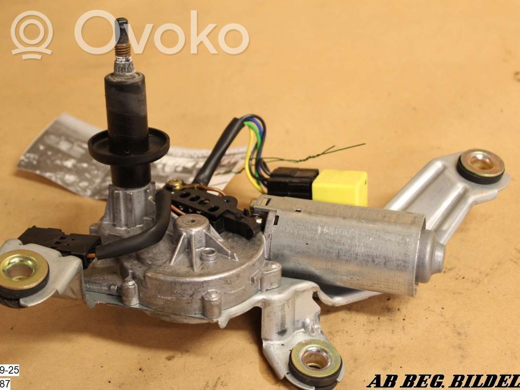 Mercedes-Benz C W202 Motor ștergător lunetă 