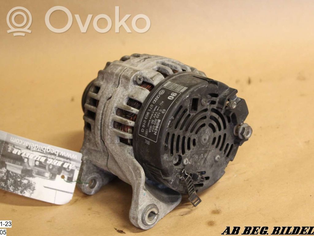 Volkswagen PASSAT B5 Alternator 