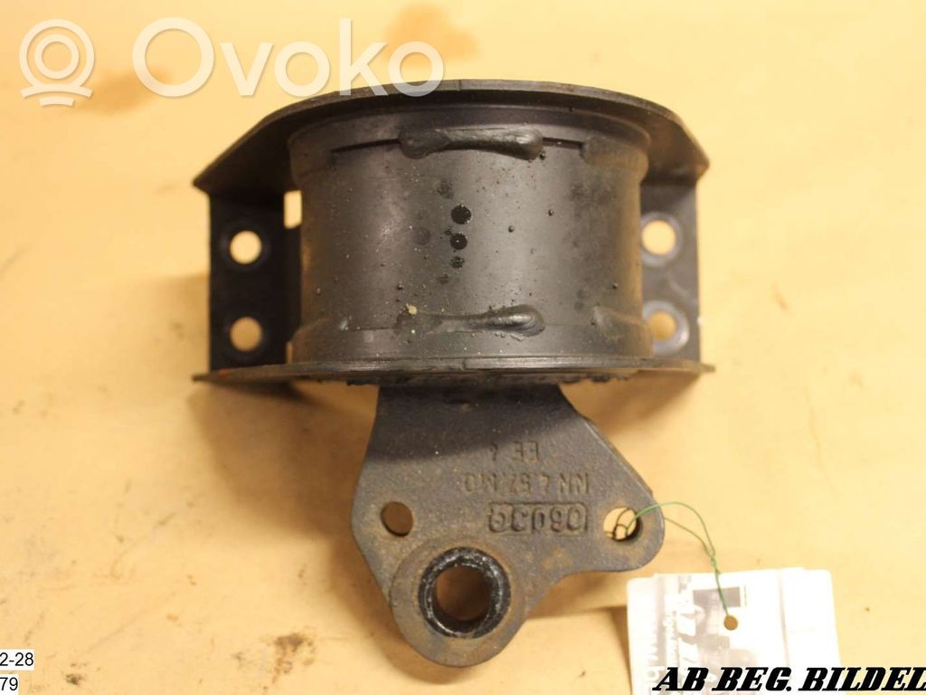 Ford Transit Engine mounting bracket 