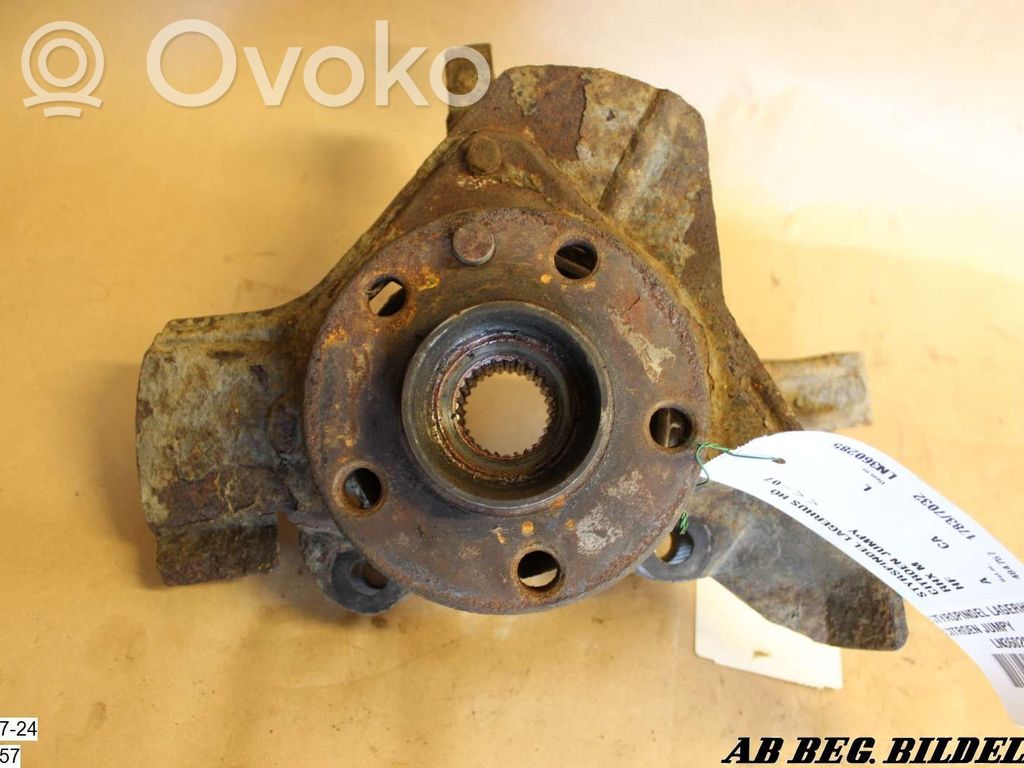Citroen Jumpy Front wheel hub spindle knuckle 