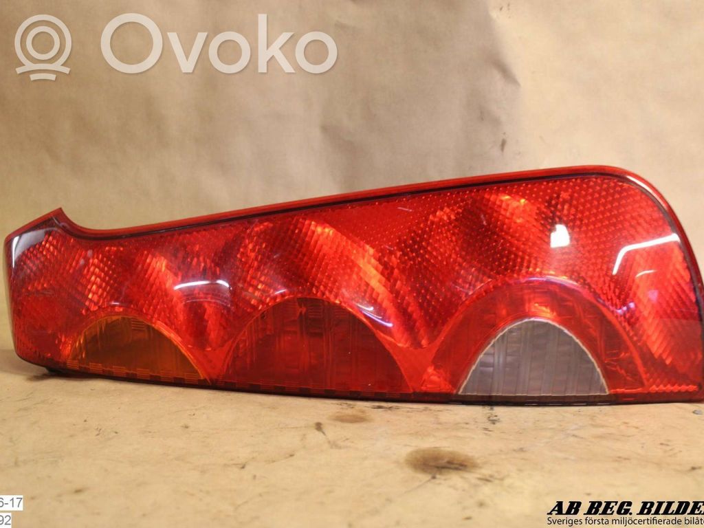 Nissan Note (E11) Rear/tail lights 