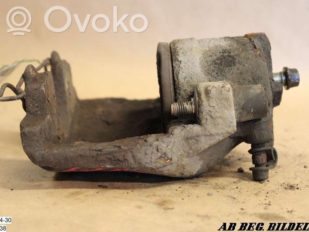 Front brake caliper   FN35725