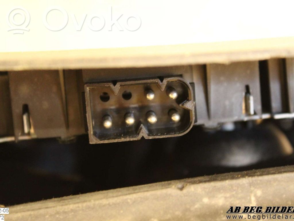 Rear/tail lights   8357869
