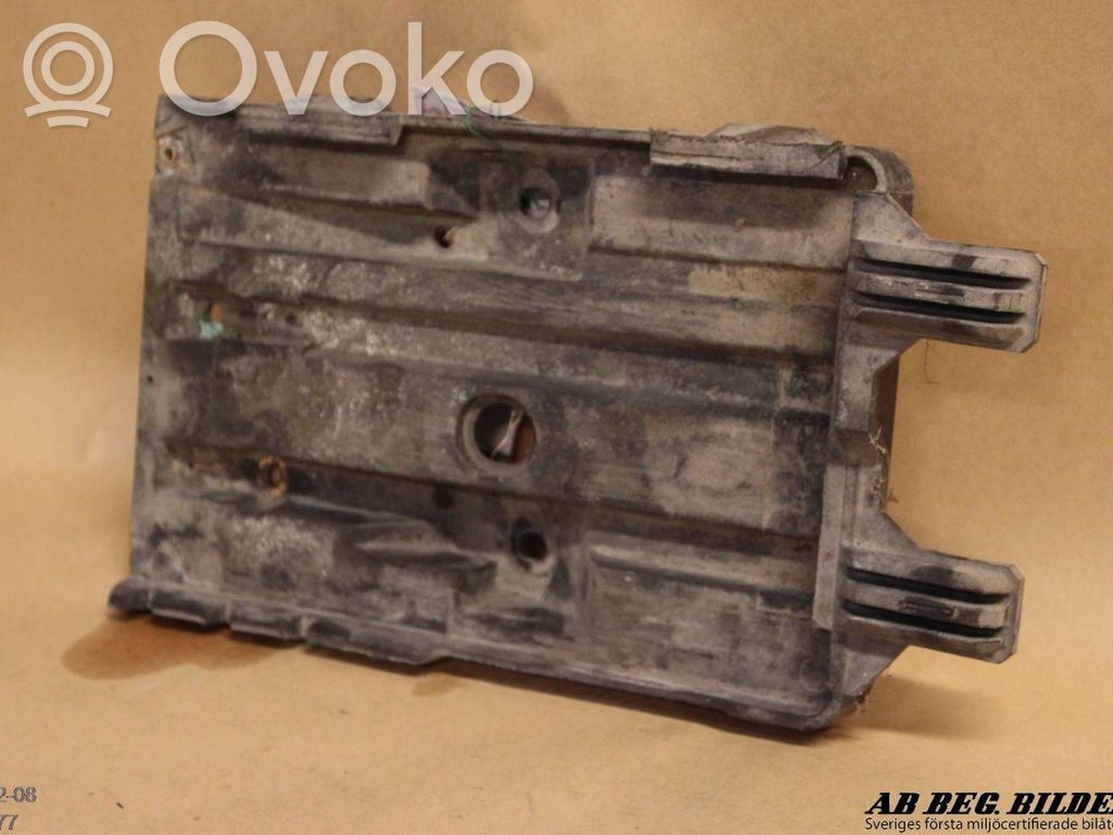 Volvo 850 Battery tray 