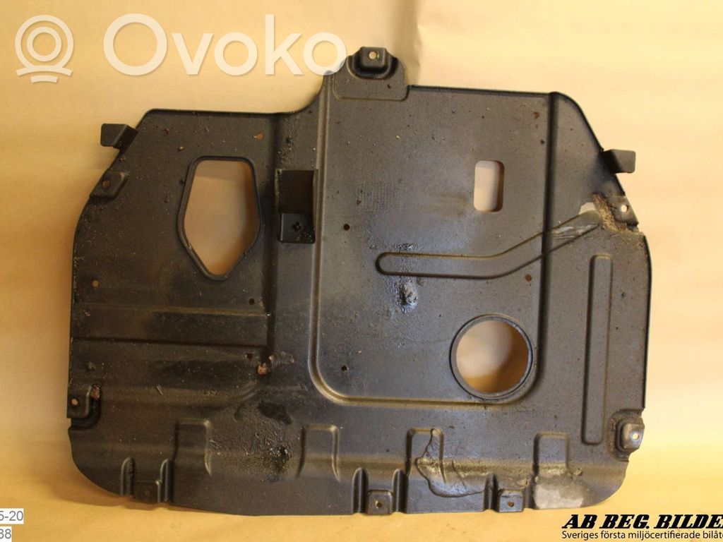 KIA Ceed Front bumper skid plate/under tray 