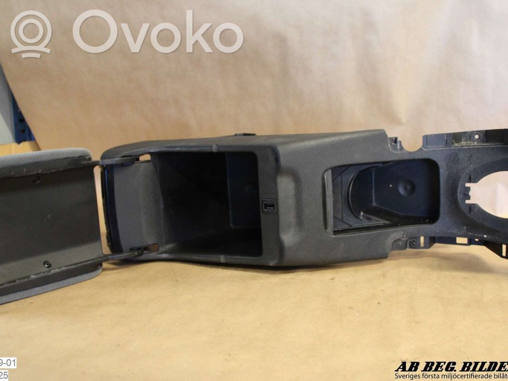 Armrest   307039,307039