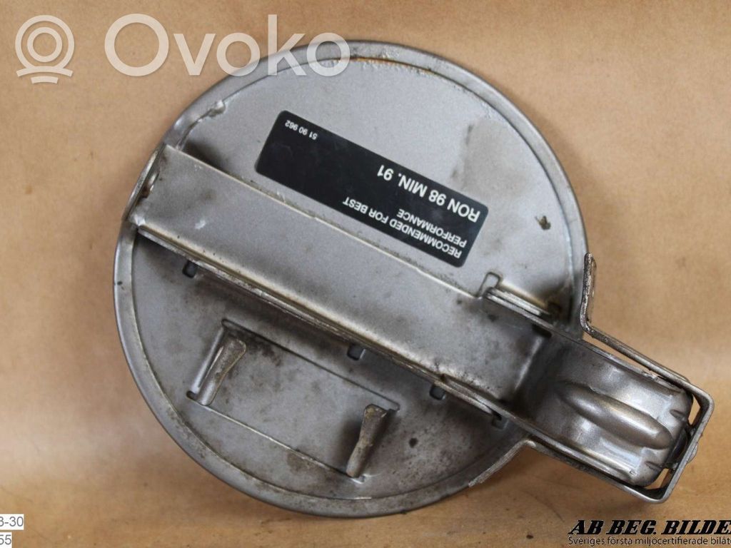 Saab 9-3 Ver1 Polttoainesäiliön korkin lukko 