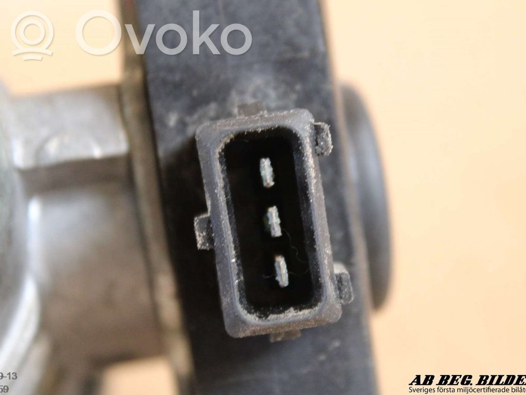 Throttle valve   3517482