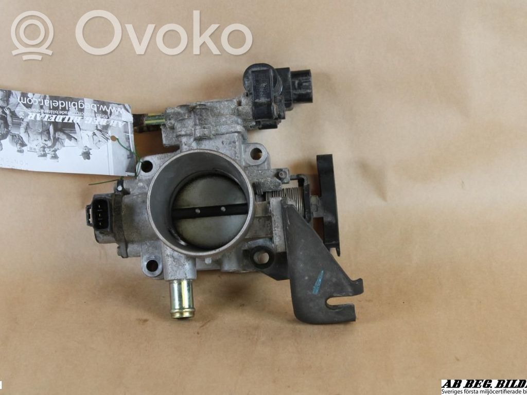 Toyota Avensis T220 Zawór przepustnicy 