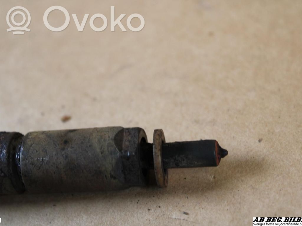 Inyector de combustible   1425514,5M5Q9F593AA