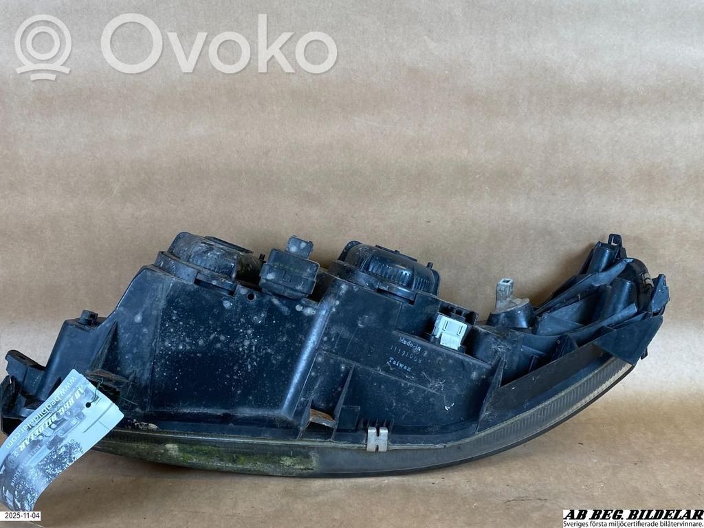 Headlight/headlamp   11191009