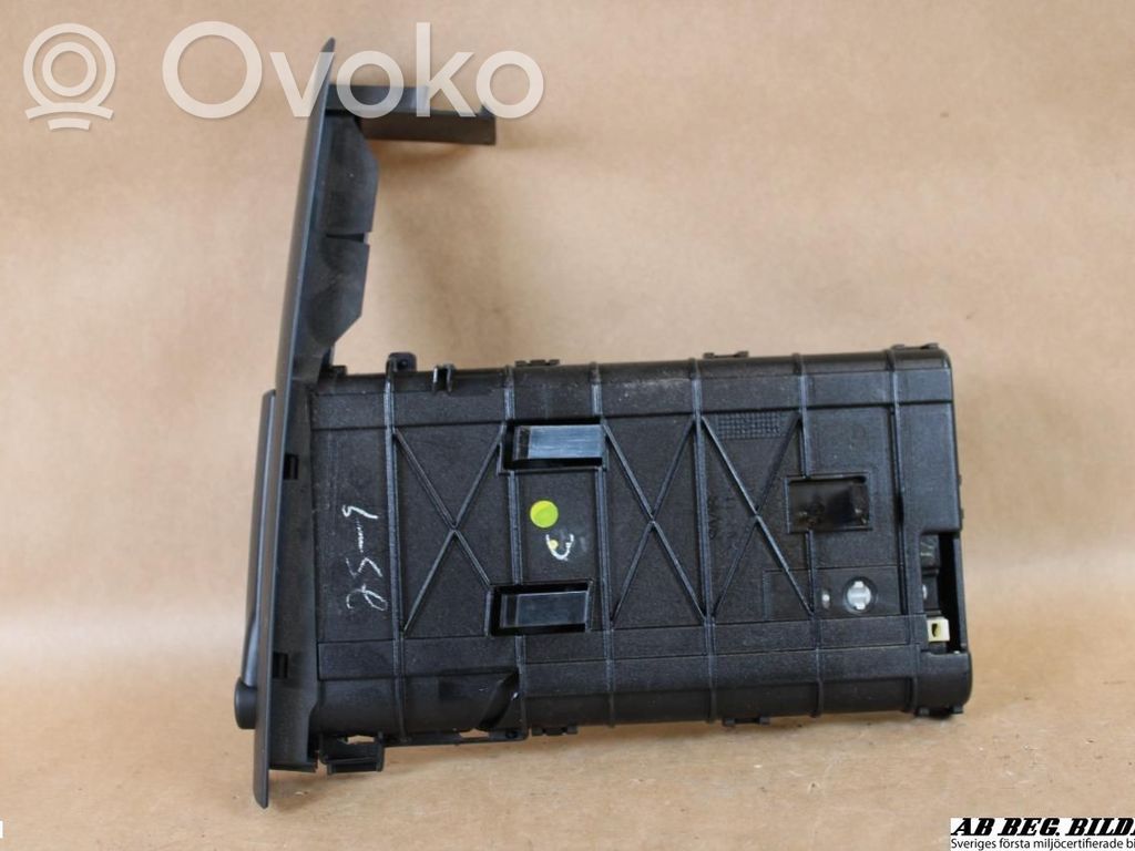 Saab 9-3 Ver2 Cup holder 