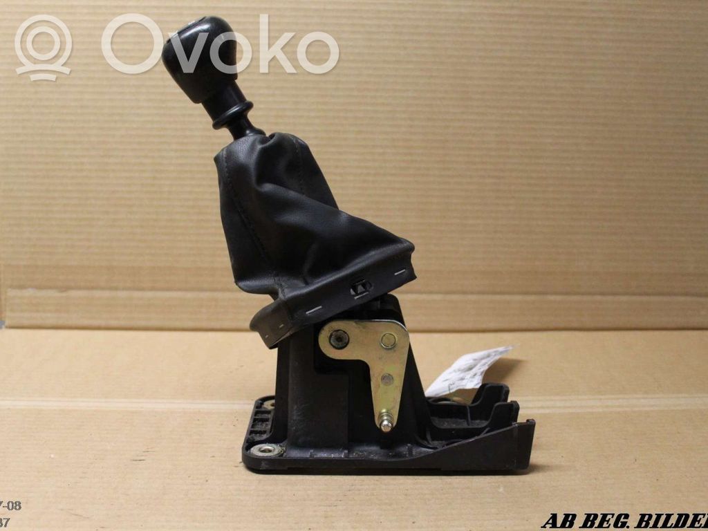 Gear shifter/selector   XS4R7K387