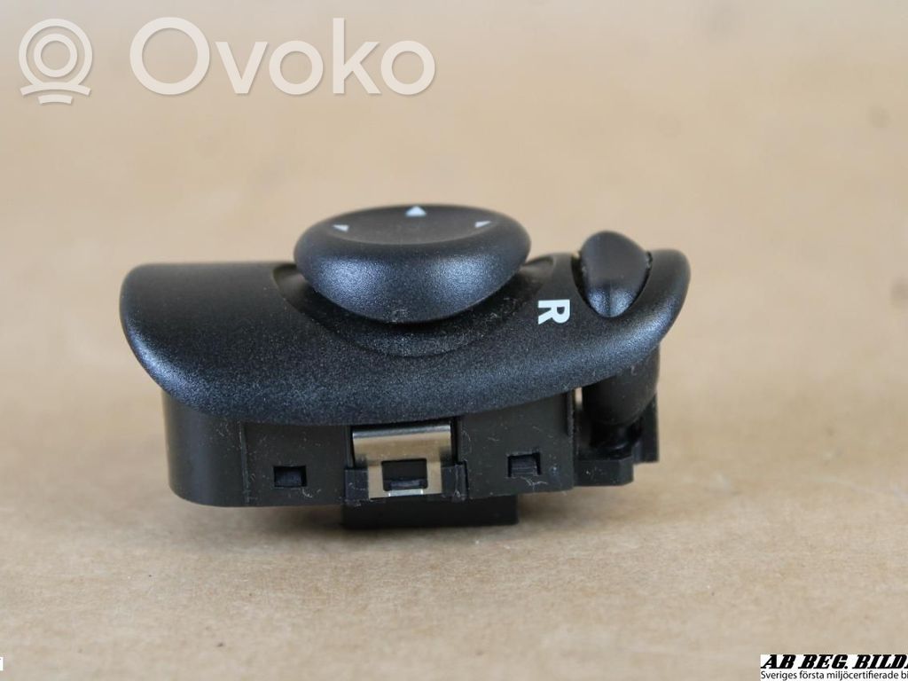 Wing mirror switch   12801062,12801062