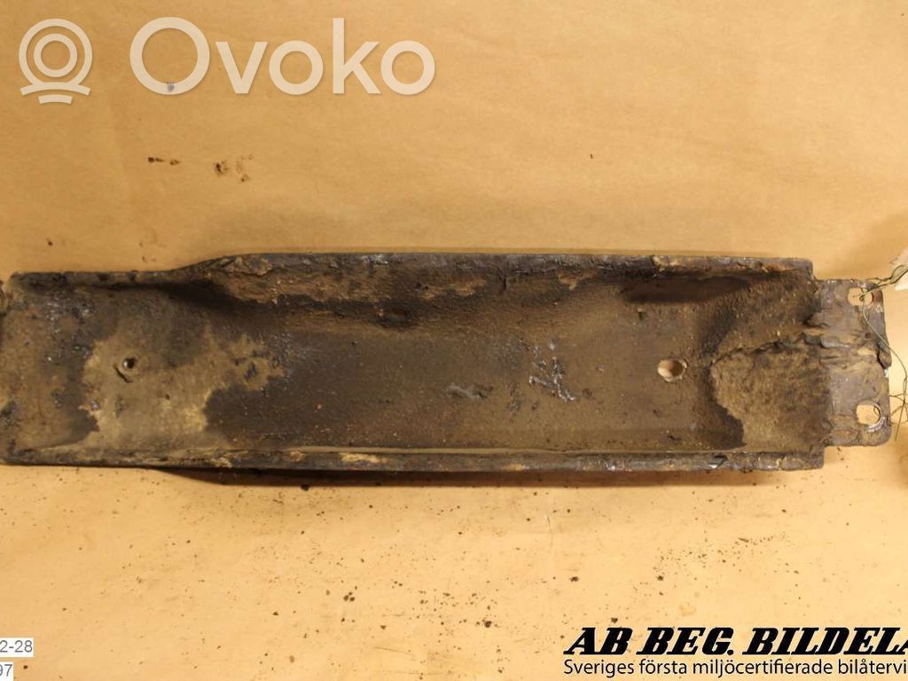 Volvo 140 Pārnesumkārbas stiprinājuma kronšteins 